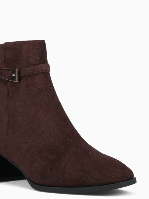 Arlene Brown Suede Brown / 5 / M