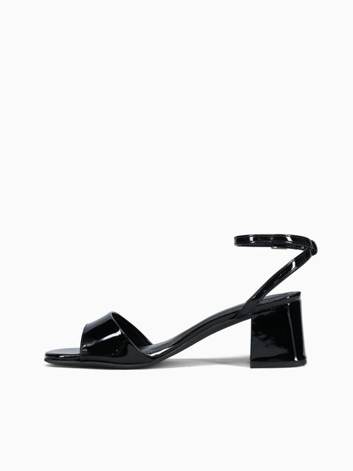 Celie Black Patent Black / 5 / M