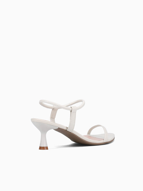 Cleo Off White Smooth Off White / 5 / M