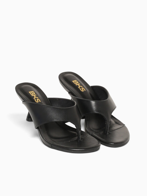 Elena Black Smooth Black / 5 / M