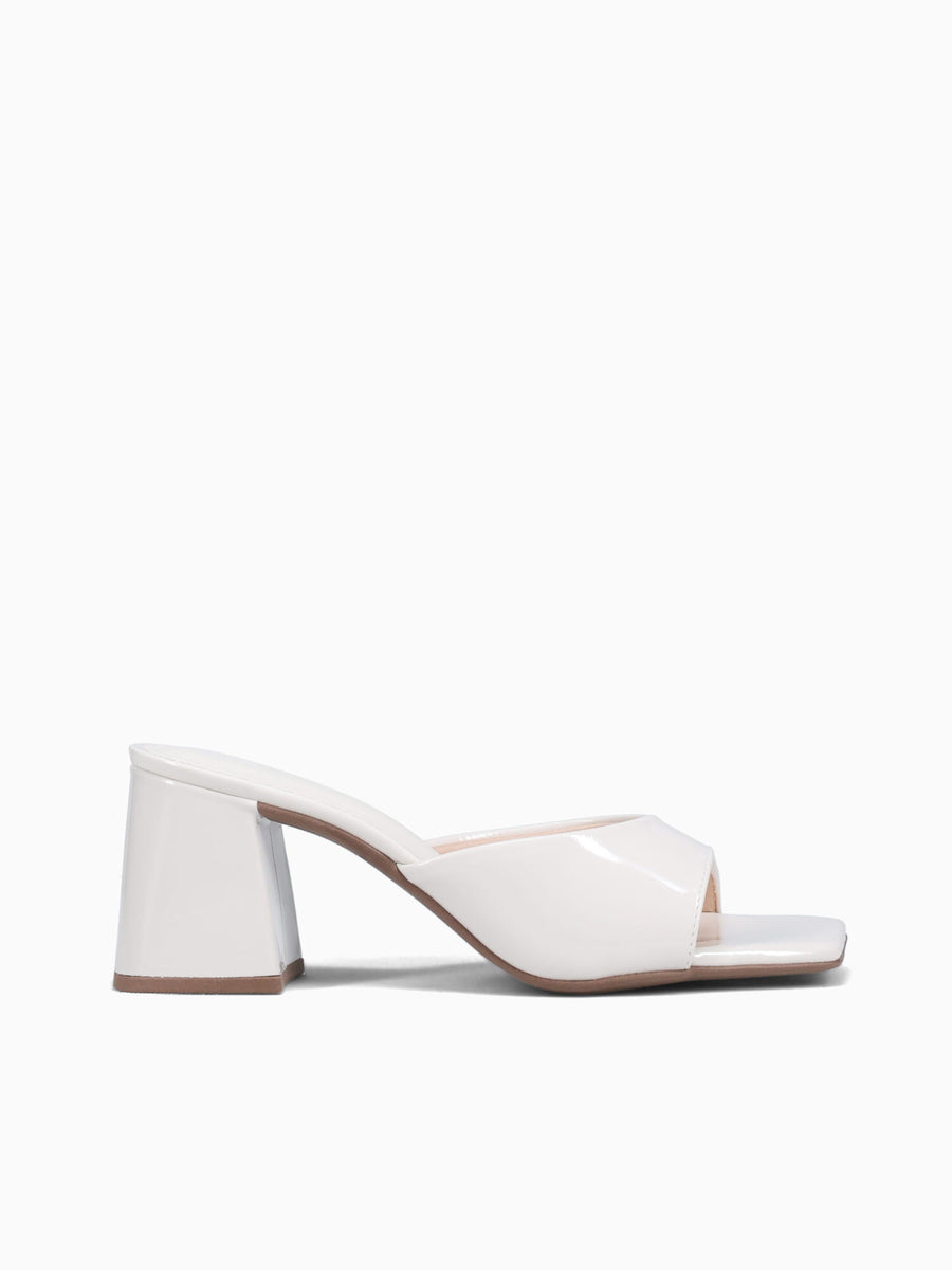 Annie Off White Verniz Off White / 5 / M