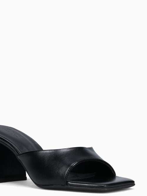 Annie Preto Intense Black / 5 / M