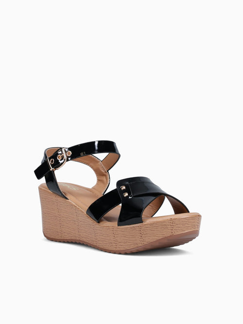 Novaria  Black Patent Black / 5 / M